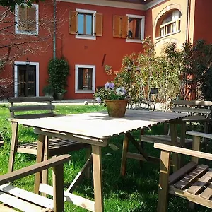  Frühstückspension Il Pettirosso
